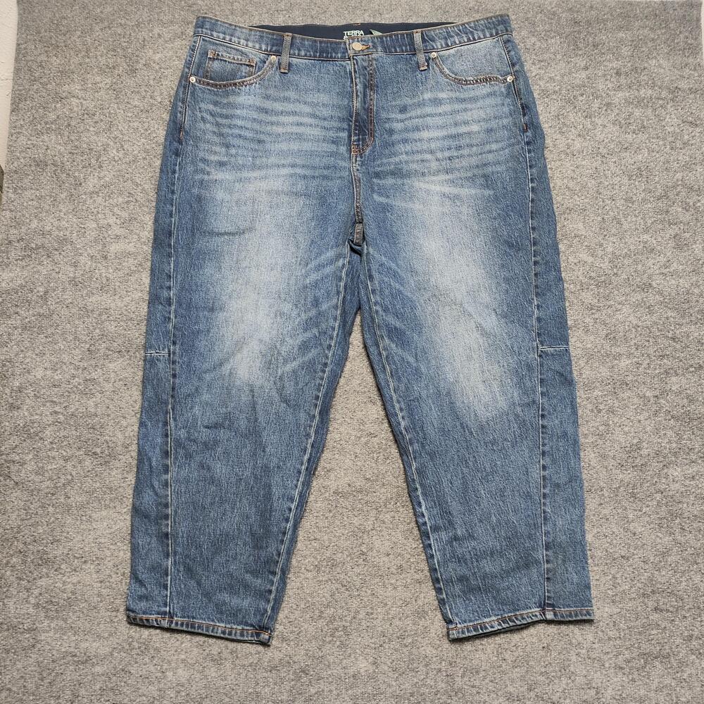 Terra & Sky Jeans Womens 22W Blue Medium Wash High Rise Relaxed Tapered Denim